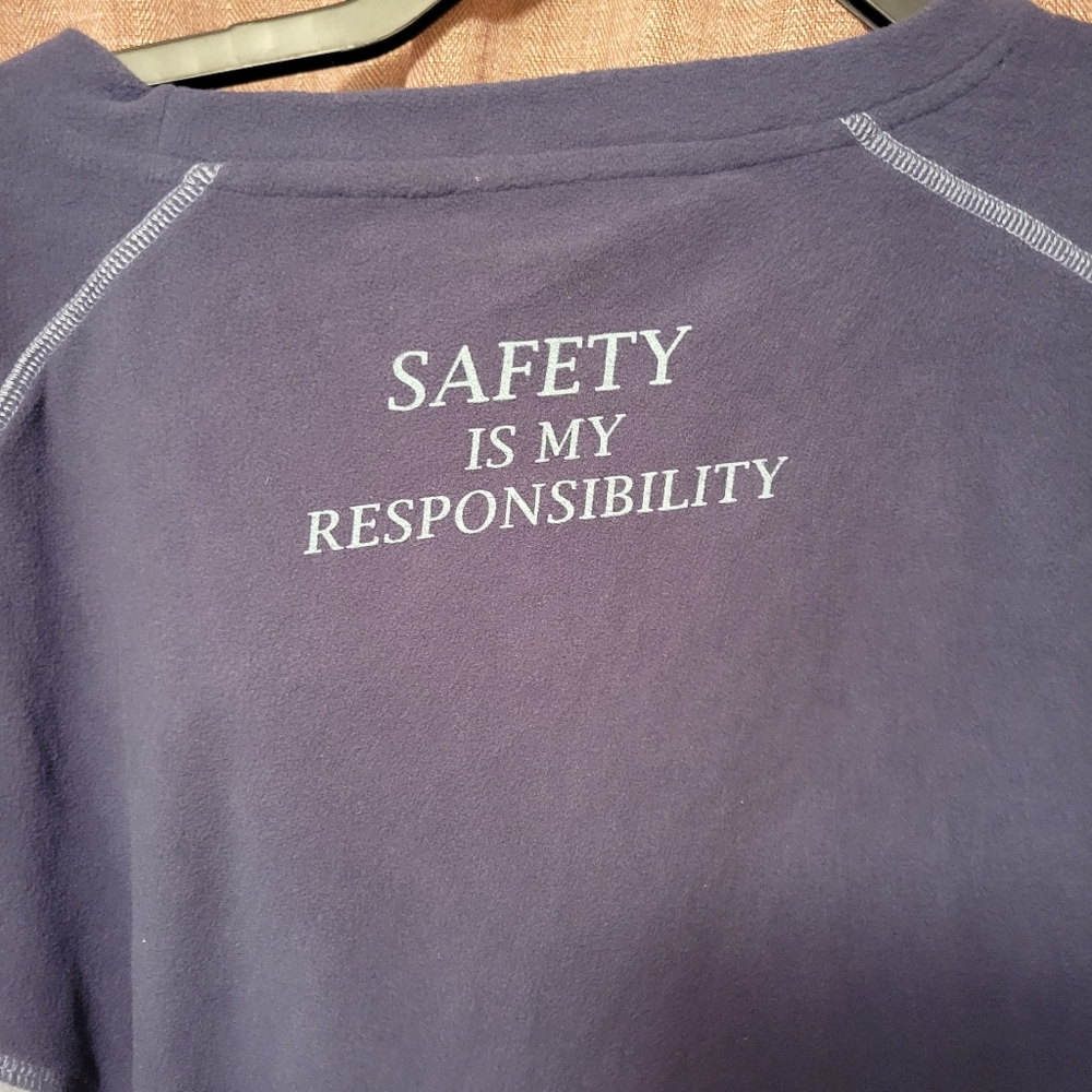 Fleece pullover - Picture 2 of 8